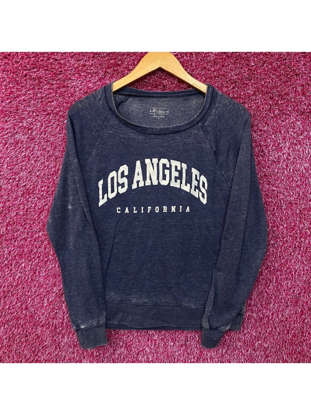 Los Angeles California Spellout Long Sleeve Tshirt size Medium